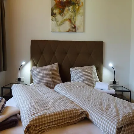 Дом отдыха Lehner Schloessl With Whirlpool And Sauna