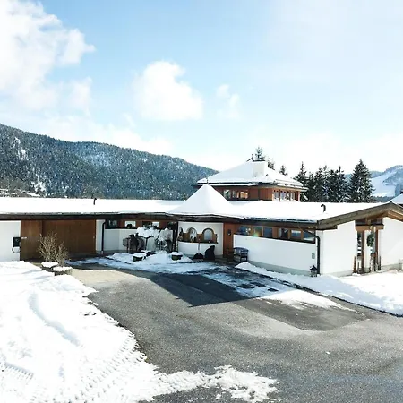 Holiday home Lehner Schloessl With Whirlpool And Sauna Leutasch