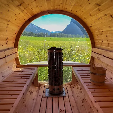 Lehner Schloessl With Whirlpool And Sauna Leutasch